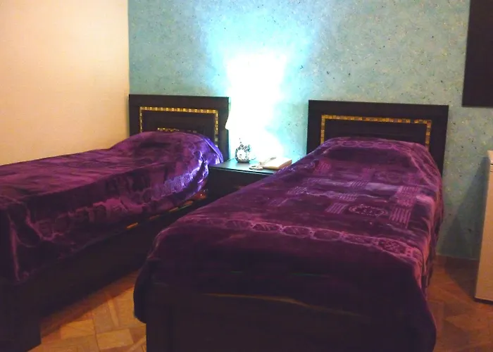 Isra Hotel