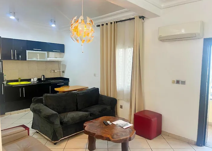 Cata Apartment Hotel And Spa