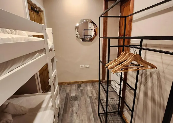 Ziggys Mountain Retreat (Adults Only)