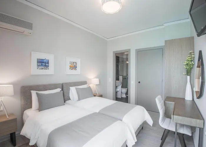 Klimis Hotel