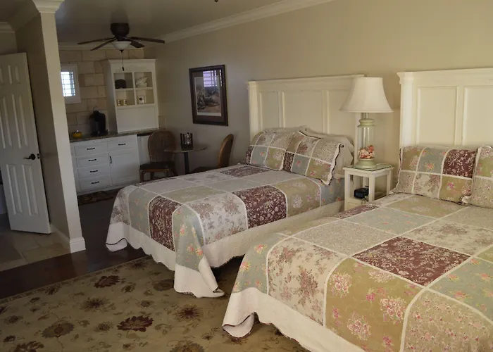 Beachcomber Inn