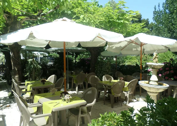 Appart'Hôtel Les Tilleuls