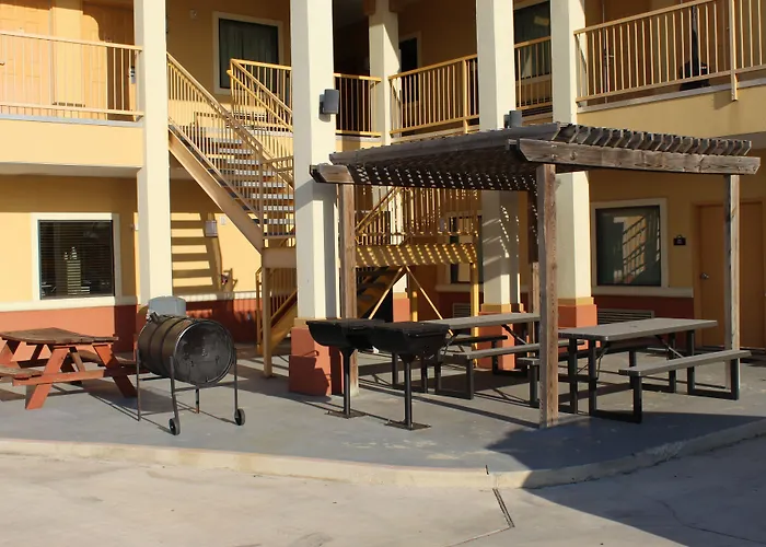 Horizon Inn & Suites