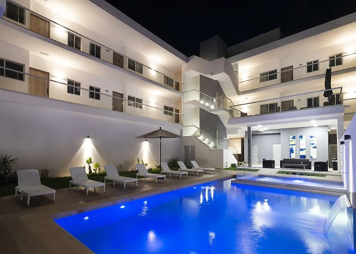 Heaven Hotel