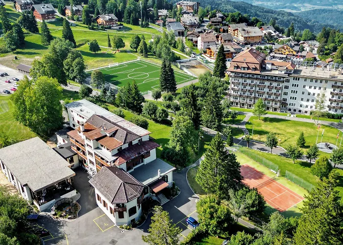 Villars Lodge
