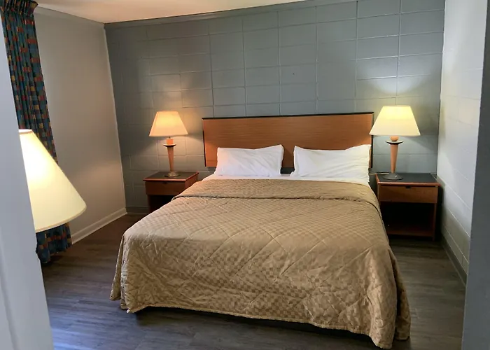Paradise Suites - Newport News & Jefferson Ave