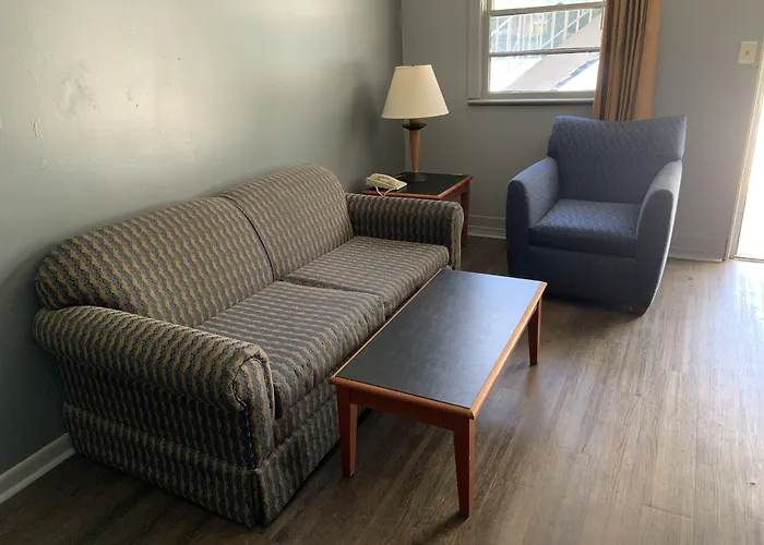 Paradise Suites - Newport News & Jefferson Ave
