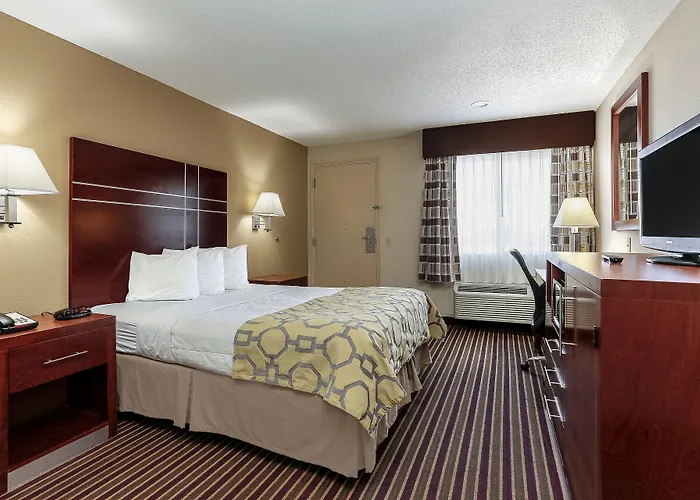 Baymont By Wyndham Bowling Green