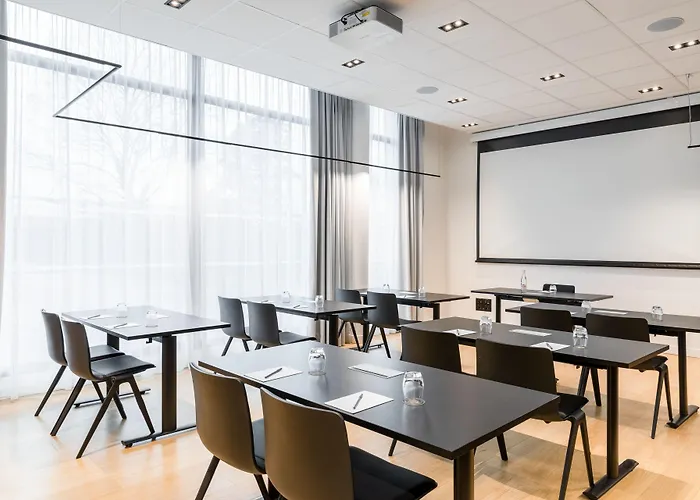 Courtyard By Marriott Paris Creteil