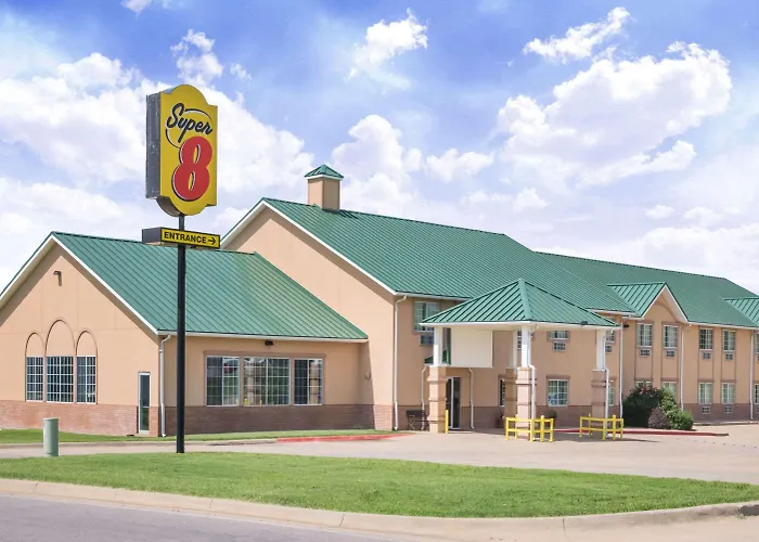 Super 8 By Wyndham Winfield-Quail Ridge Area