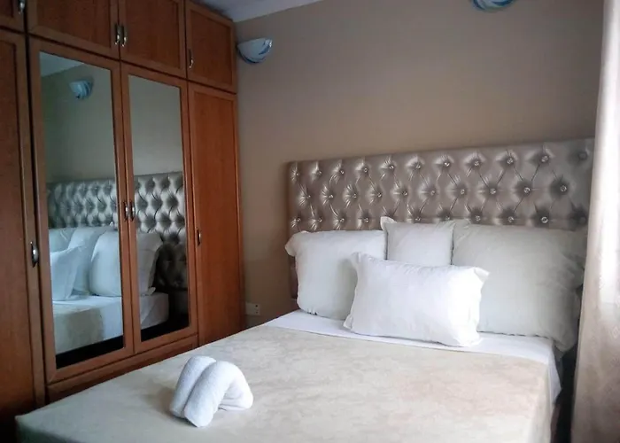 Zenith Lodge