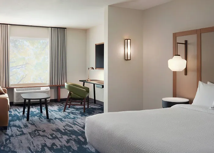 Fairfield By Marriott Inn & Suites Ashtabula