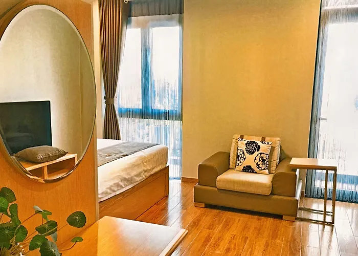 F&F Hotel