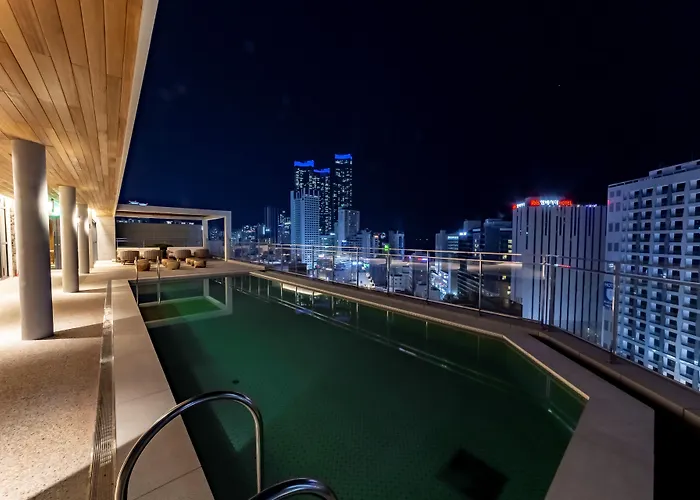 Hound Hotel Haeundae Signature