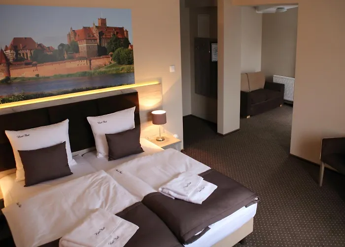 Hotel Piast Przy Zamku