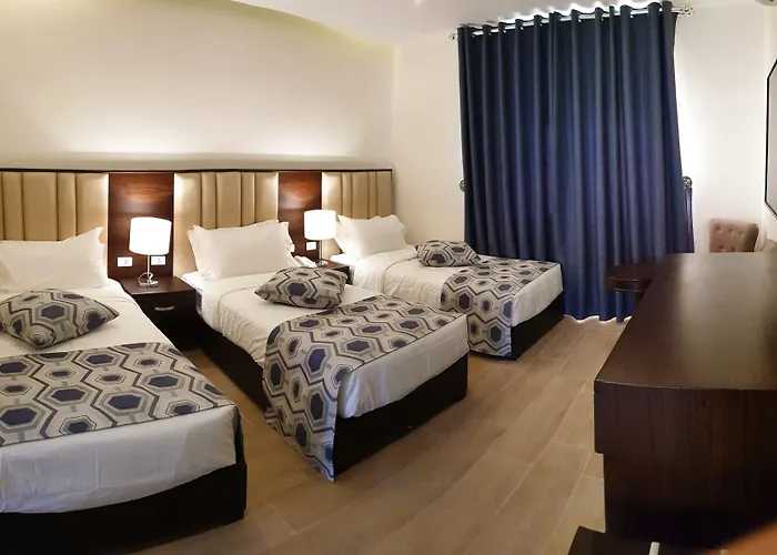 Petra Heart Hotel