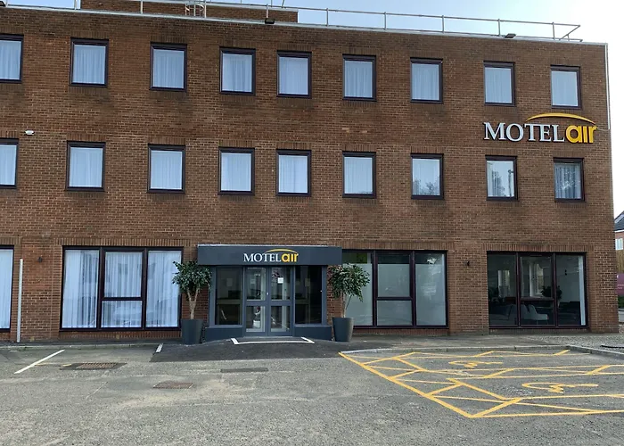 Motel Air Glasgow Airport