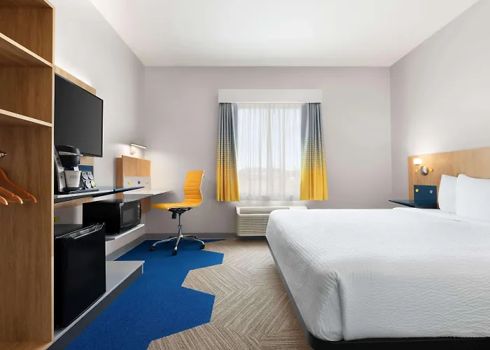 Microtel Inn Suites By Wyndham Lac-Megantic