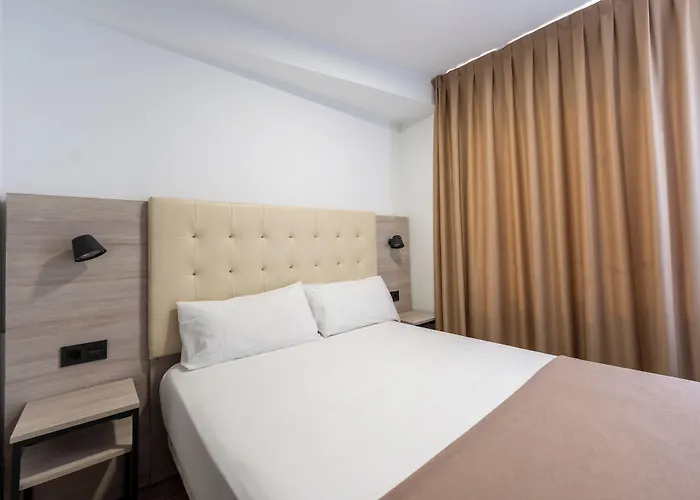 Hotel Queens - Adults Only