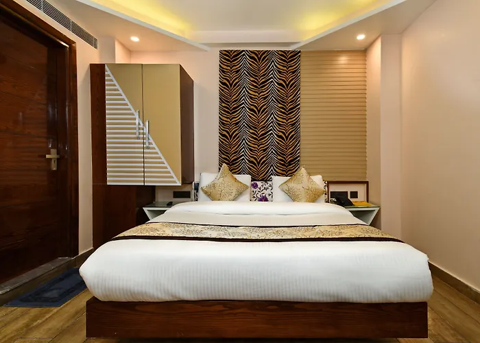 Hotel Blue Pearl Near Connaught Palace & New Delhi Railway Station