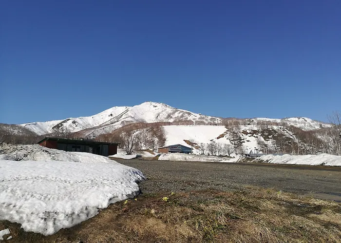Annupuri Mountain View Lodge