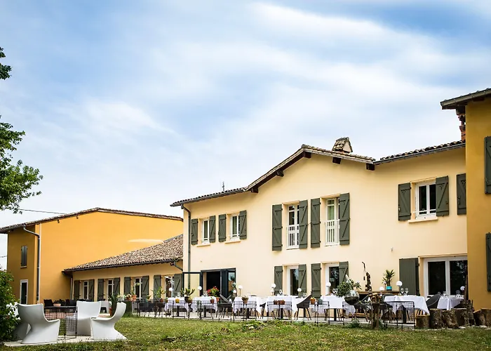Hotel Restaurant Gastronomique La Huchette