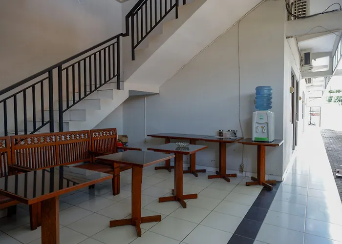 Reddoorz Near Stasiun Tawang Semarang