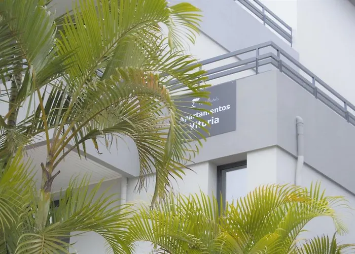 Apartamentos Turisticos Vitoria By Petit Hotels
