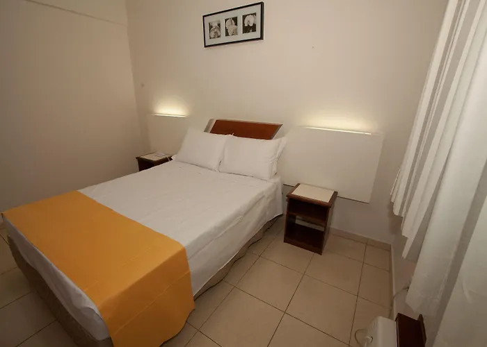 Láparos Hotel