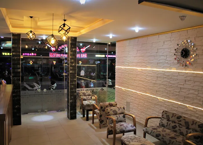 Le Moral Apart Hotel