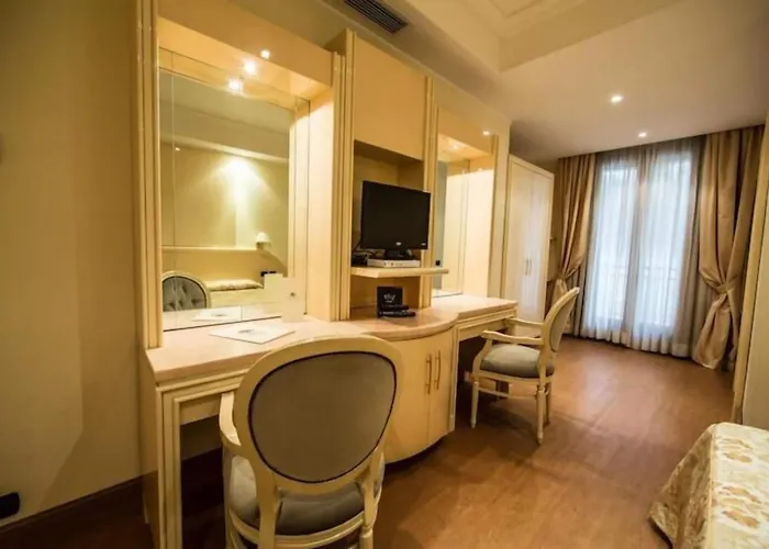 Lh Hotel Domus Caesari