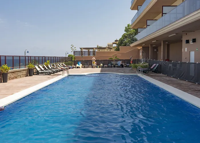 Aparthotel El Faro