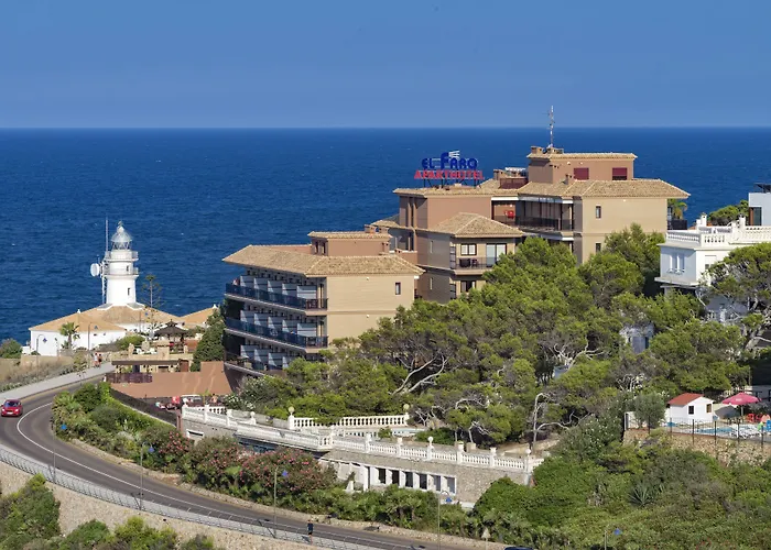 Aparthotel El Faro