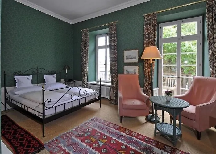 Herrenhaus Von Loew