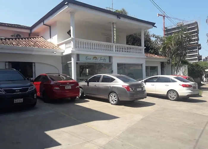 Hotel Casa Jardin