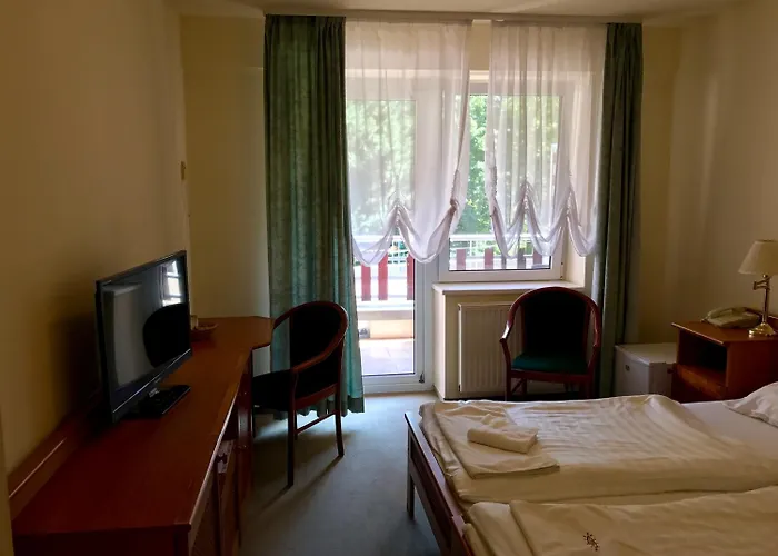 Well Hotel
