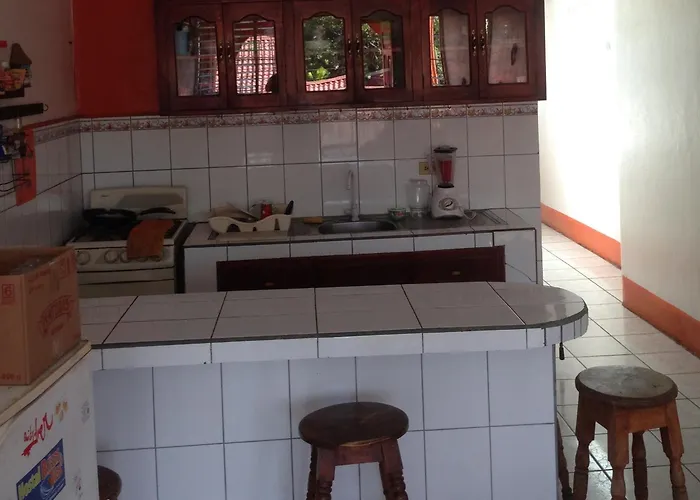 Hostal Brisas Y Olas