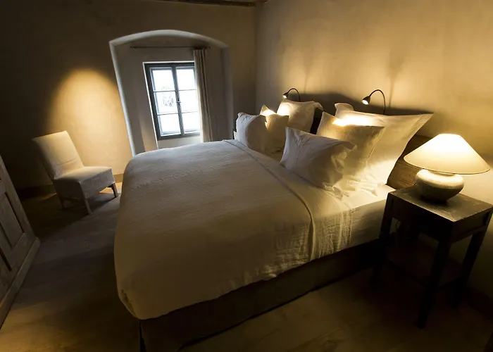 Townhouse Weisses Kreuz Boutiquehotel
