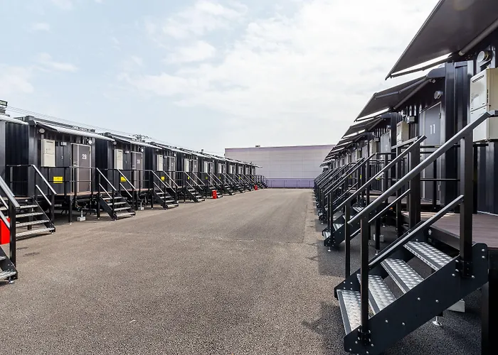 Hotel R9 The Yard Kohoku
