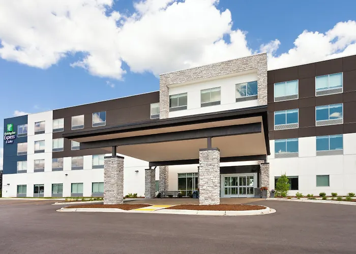 Holiday Inn Express & Suites Reedsburg - Dells Area By Ihg