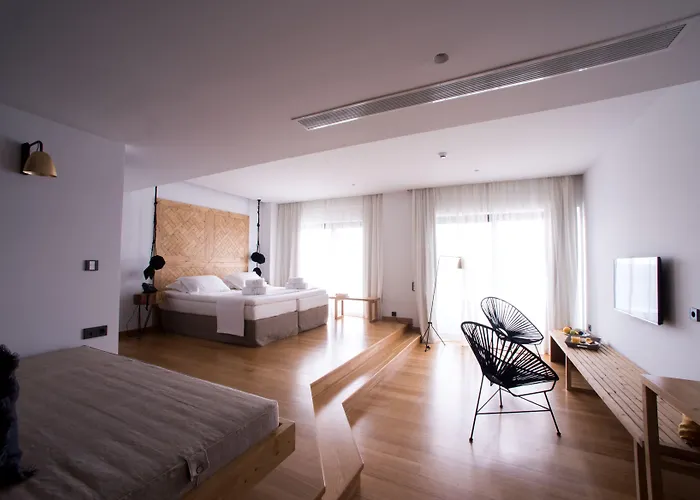 Sunday Boutique Hotel