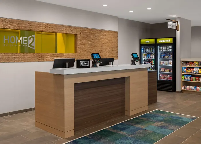 Home2 Suites By Hilton Des Moines At Drake University