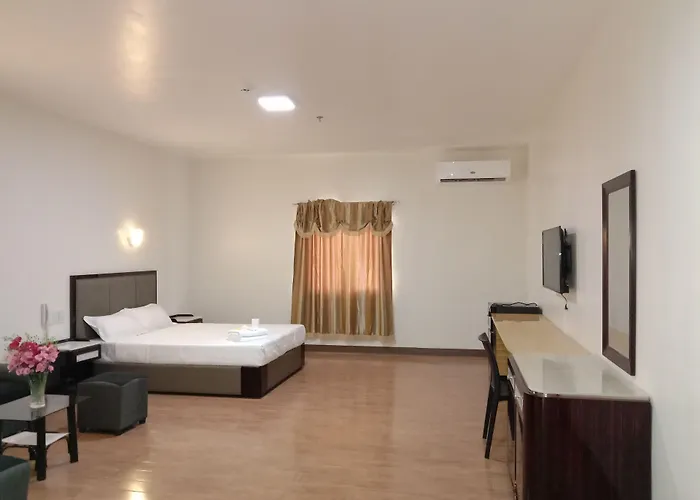Meaco Royal Hotel- Lucena