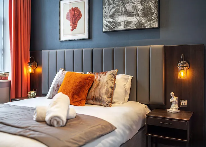 Epic Duke Street Townhouse, City Centre Apartments