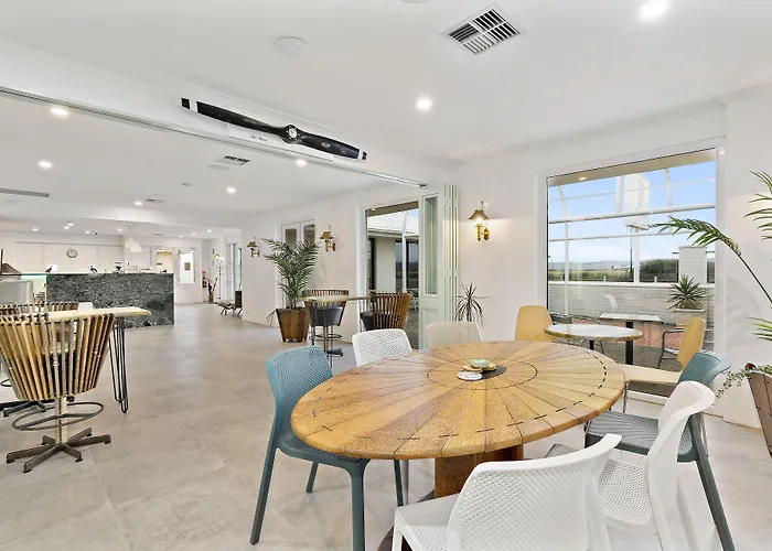 Best Western Adelaide Airport