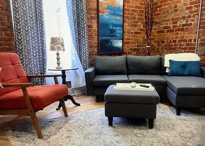 Brickhouse Loft - A Boutique Hotel