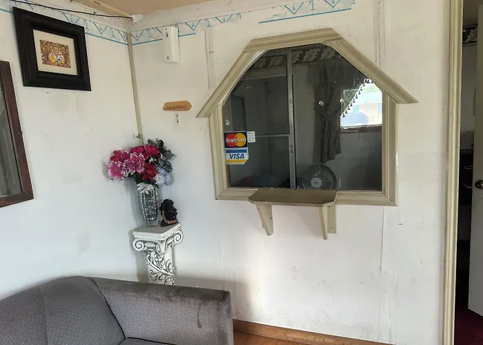 Super Inn