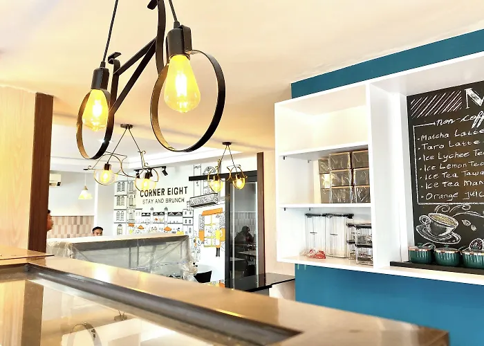 Behomy Corner Eight Lippo Karawaci