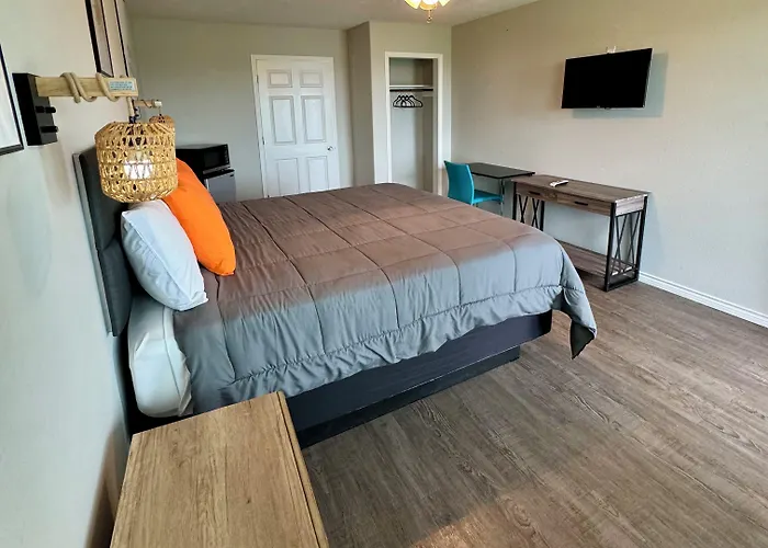 The 409 Bolivar Beach Hotel