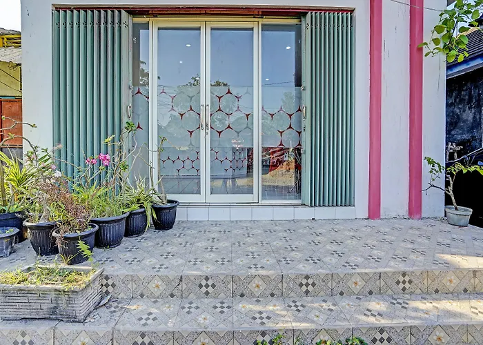 Oyo Life 91594 Bungah Residence Syariah
